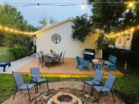 Patio, BBQ facilities, Garden
