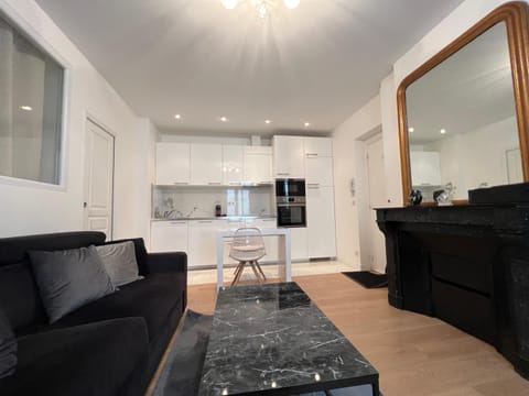 Luxury Appartment, Champs Elysées, Neuf ! Apartment in Paris