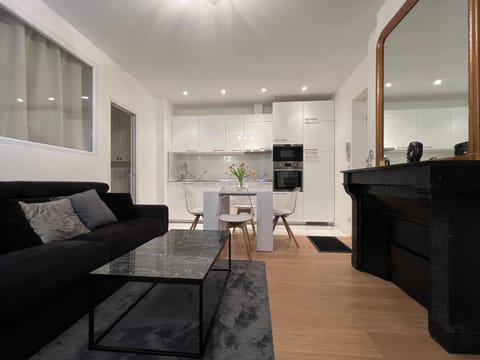 Luxury Appartment, Champs Elysées, Neuf ! Apartment in Paris