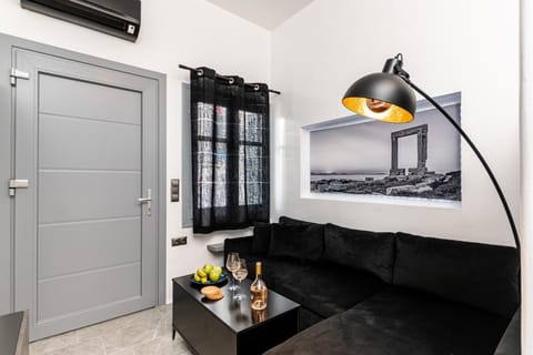 FTH Naxos - Indulgent Island Living Apartment in Naxos