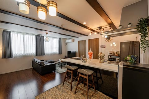 TV and multimedia, Kitchen or kitchenette, Dining area
