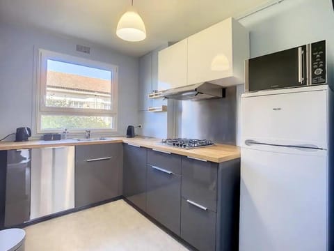 Kitchen or kitchenette, dishwasher, minibar, pet friendly, stove