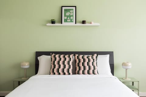 Bed, Photo of the whole room, Bedroom