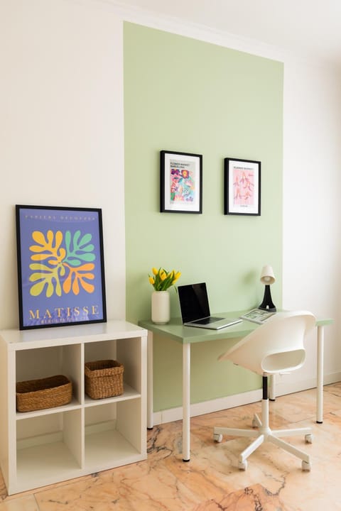 Decorative detail, hair dresser