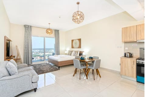 Photo of the whole room, Seating area, Dining area