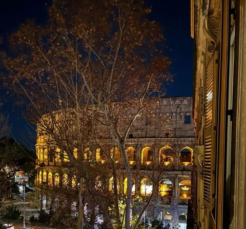Night, View (from property/room), City view, Landmark view, Location