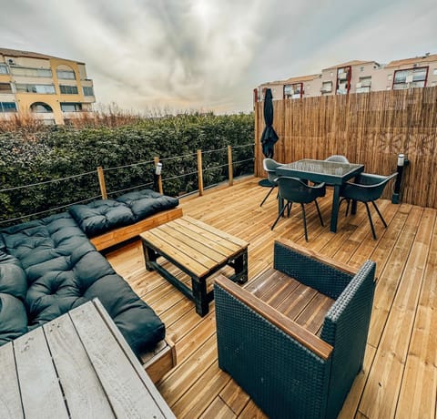 Patio, Balcony/Terrace, Beach, Garden view, Sunrise