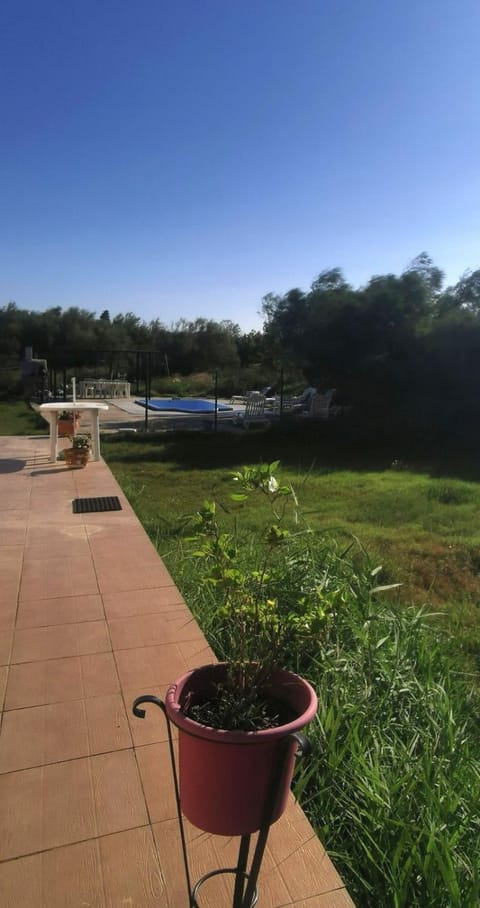 Plages de camargue et logement dans un site calme de rêve Apartment in Arles