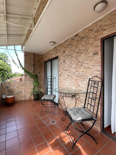 Balcony/Terrace, Living room, Seating area, Dining area