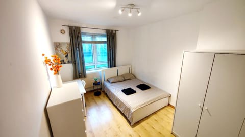 Bed, Photo of the whole room, Bedroom, towels, wardrobe