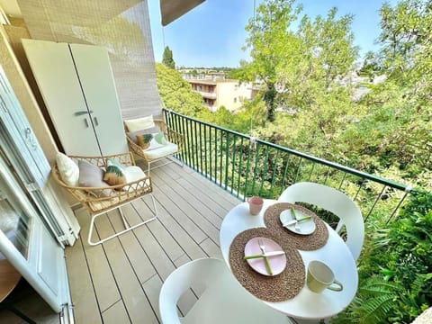 Balcony/Terrace, Balcony/Terrace
