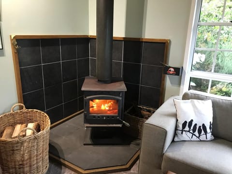 Seating area, Breakfast