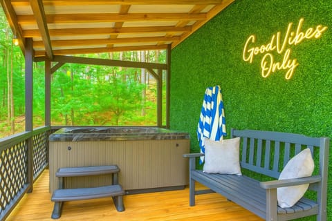 Hot Tub, Balcony/Terrace