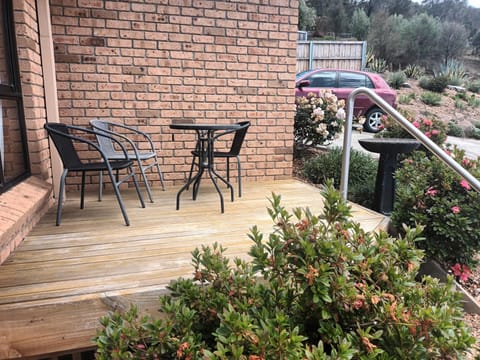 Balcony/Terrace, Garden view