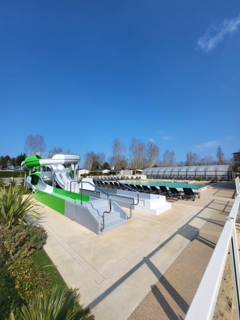 "Les pieds dans l'Orne" - Mobil home 5 personnes Campground/
RV Resort in Normandy