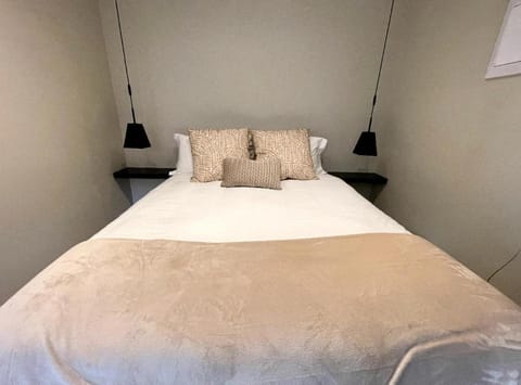 Modern Flat in the Cape Winelands Apartment in Stellenbosch