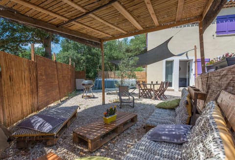 Patio, Garden, Balcony/Terrace, Swimming pool