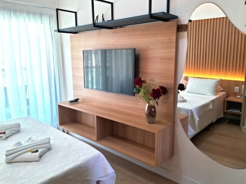 Bedroom, internet, air conditioner