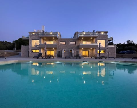 Property building, Swimming pool