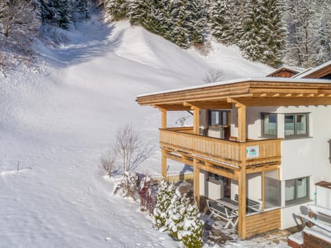 Property building, Winter