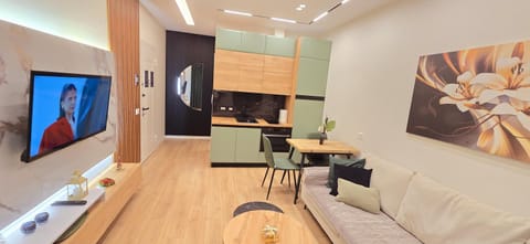 Kitchen or kitchenette, Living room
