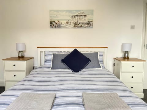 BeRo Terrace, only a minutes walk to the beach! House in Withernsea