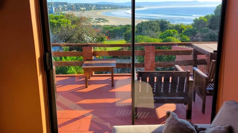 Day, Natural landscape, Dining area, Sea view