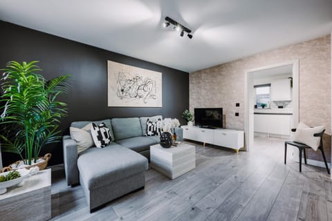 SleepLuxury ApartHOUSE House in Glasgow