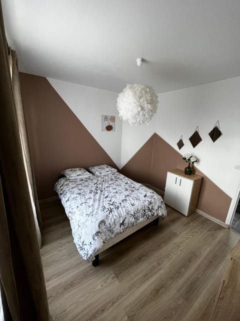 Appartement 4 personnes proche d’un Circuit 24h du Mans Apartment in Le Mans