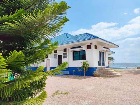 Property building, Day, Natural landscape, Sea view