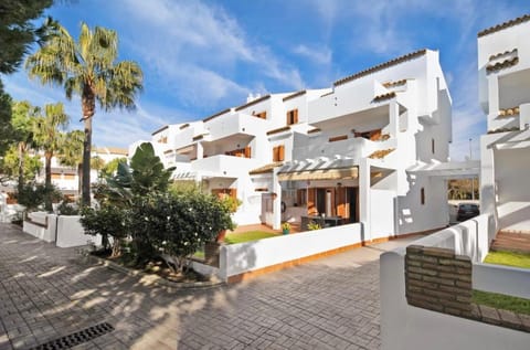 Property building, Neighbourhood, Street view
