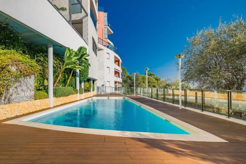 Pool view, Swimming pool