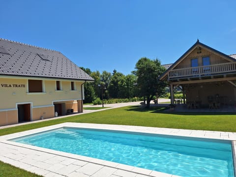 Property building, Day, Swimming pool, Swimming pool