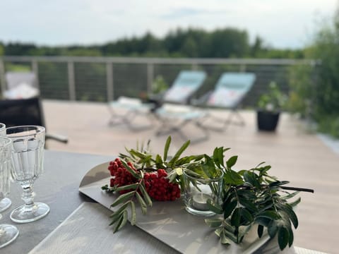 Patio, Day, Garden, View (from property/room), Balcony/Terrace, Garden view, Breakfast, sunbed