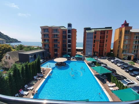 Pool view, Swimming pool, Swimming pool