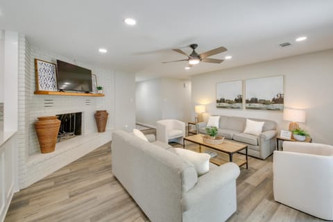 Waterfront Hot Springs Home with Dock and Porch! House in Hot Springs