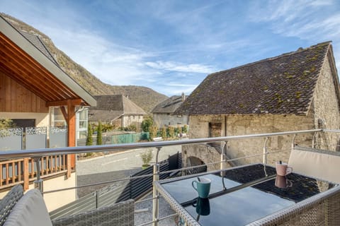 Patio, Natural landscape, View (from property/room), Balcony/Terrace, Mountain view