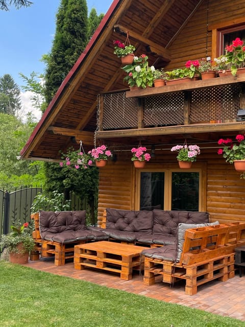 Property building, Garden, Seating area