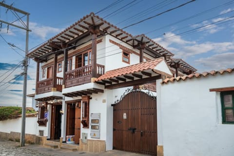 Property building, City view, Landmark view, Mountain view, Street view, Quiet street view