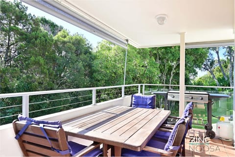 Patio, Natural landscape, Garden, View (from property/room), Balcony/Terrace, Dining area