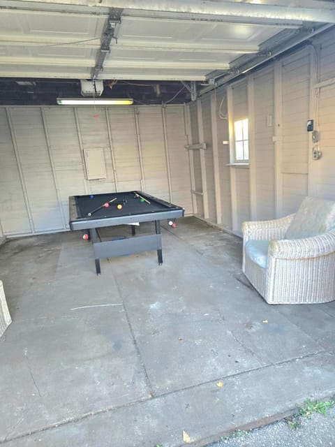 Pinkston Gardens House in Saint Paul