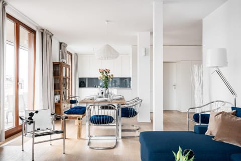 Day, View (from property/room), Kitchen or kitchenette, Photo of the whole room, Seating area, Dining area, locker