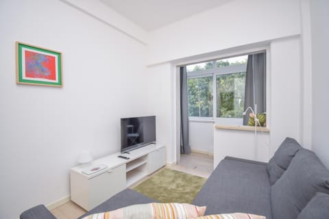Communal lounge/ TV room, TV and multimedia, Living room
