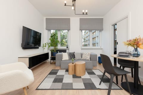 Communal lounge/ TV room, Living room