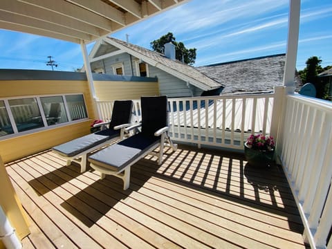 Patio, Balcony/Terrace, sunbed