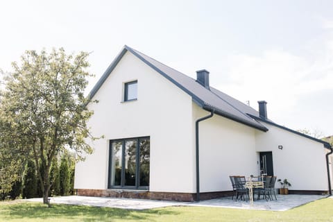 Property building, Balcony/Terrace