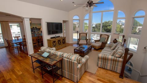 Oceanside, Private Pool, Community Amenities, Close to Beach, 146, Sunnyside House in Corolla