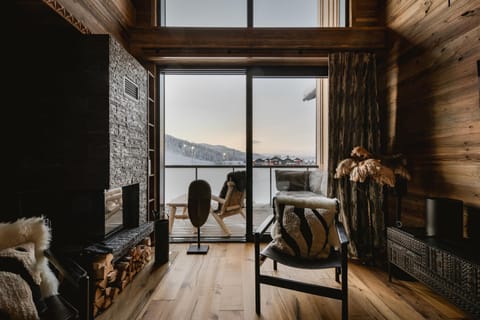 Living room, Mountain view