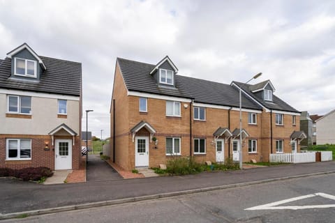 Property building, Street view