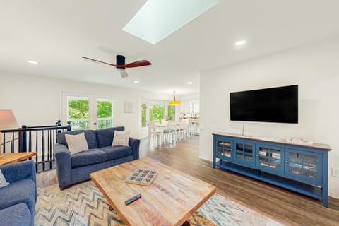 La Bella Vida at Bella Vista House in Bella Vista